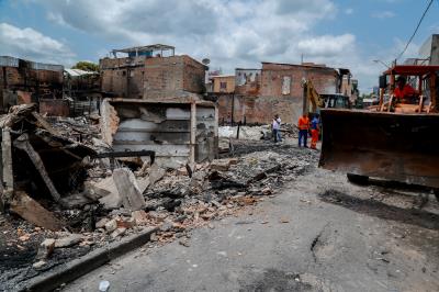 Prefeitura continua com assistência às famílias atingidas por incêndio na Pedreira