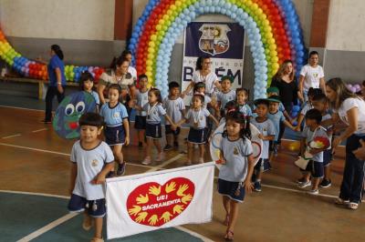 Alegria de estudantes marca abertura do VII Jogos Escolares Municipais