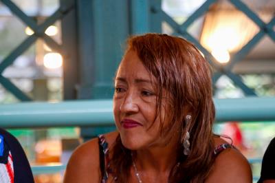 Merendeiras da rede municipal de ensino participam de aulas com chefs de outros estados