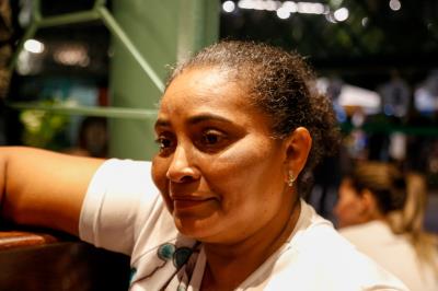 Merendeiras da rede municipal de ensino participam de aulas com chefs de outros estados