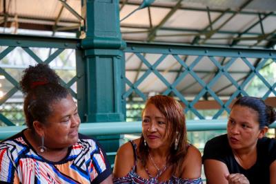 Merendeiras da rede municipal de ensino participam de aulas com chefs de outros estados