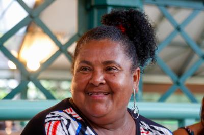 Merendeiras da rede municipal de ensino participam de aulas com chefs de outros estados