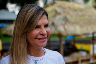 Merendeiras da rede municipal de ensino participam de aulas com chefs de outros estados