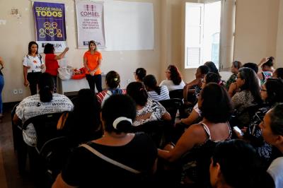 Curso da Prefeitura de Belém ensina crochê para iniciantes