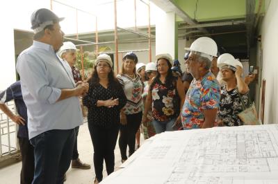 Lideranças comunitárias visitam obras do Pronto Socorro do Guamá