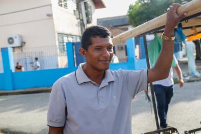 Semob promove ação educativa para travessia segura de pedestres na Senador Lemos