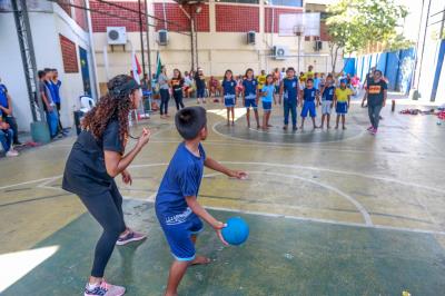 Mais de 40 crianças venezuelanas participam dos Jogos Escolares da Semec