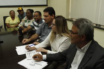 Assinatura de Ordem de Serviço Pratinha e Fátima