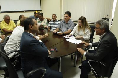 Assinatura de Ordem de Serviço Pratinha e Fátima