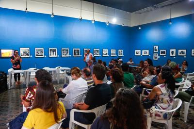 Mabe abre a exposição "Olhares Sobre a Amazônia”