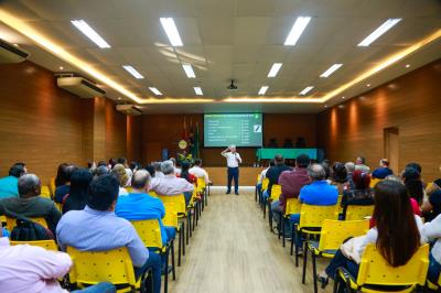 Prefeitura promove palestra sobre investimentos no mercado financeiro