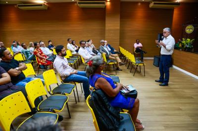 Prefeitura promove palestra sobre investimentos no mercado financeiro