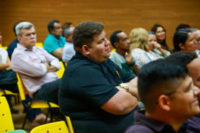 Prefeitura promove palestra sobre investimentos no mercado financeiro