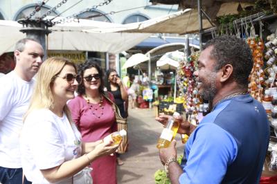 Comitiva do Encontro Latino-americano das Cidades Criativas visita o Ver-o-Peso