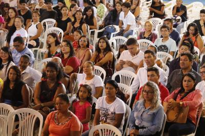Prefeitura entrega 762 certificados de capacitação profissional e atinge 4,6 mil formados
