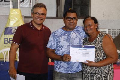 Prefeitura entrega 762 certificados de capacitação profissional e atinge 4,6 mil formados