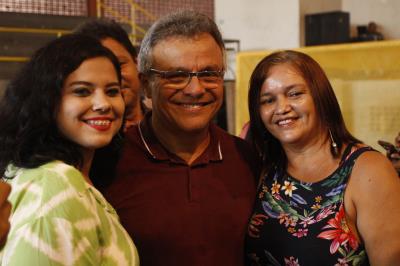 Prefeitura entrega 762 certificados de capacitação profissional e atinge 4,6 mil formados