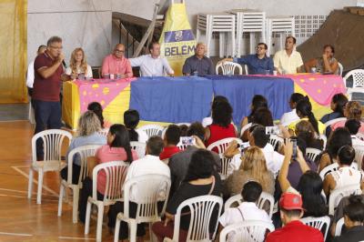 Prefeitura entrega 762 certificados de capacitação profissional e atinge 4,6 mil formados