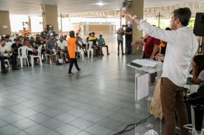 Mais de 500 veículos são arrematados em leilão da SeMOB