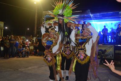 Festa de aniversário de Icoaraci termina com shows e corte de bolo de três metros