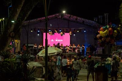 Praça Batista Campos recebe iluminação e cuidados especiais para o Círio