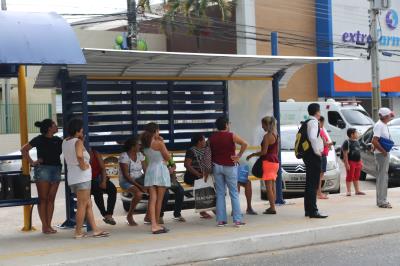 Prefeitura de Belém começa a instalação de novos abrigos de paradas de ônibus 