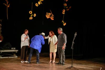 Alunos da rede municipal lançam o terceiro CD e DVD do projeto “Cantar-o-Lar”
