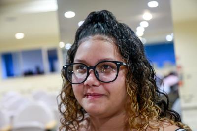 Prefeitura entrega 200 certificados de curso de crochê e empreendedorismo