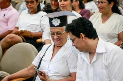 Prefeitura entrega 200 certificados de curso de crochê e empreendedorismo
