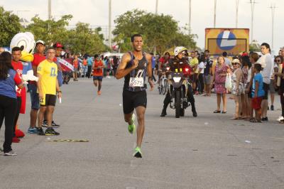 Funpapa leva usuários do Centro Pop para a 36ª Corrida do Círio