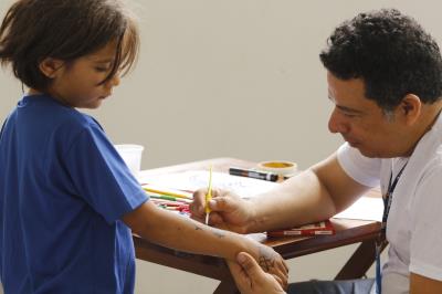 Funpapa conscientiza a população contra o trabalho infantil durante o Círio das Crianças