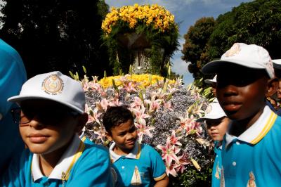 Funpapa conscientiza a população contra o trabalho infantil durante o Círio das Crianças
