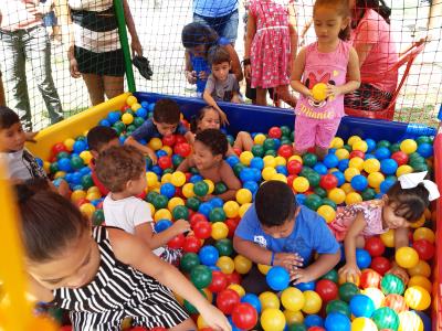 Prefeitura de Belém promove manhã de lazer para crianças de Outeiro