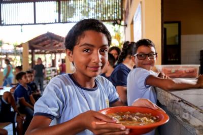 Agricultura familiar gera renda e garante qualidade na merenda escolar