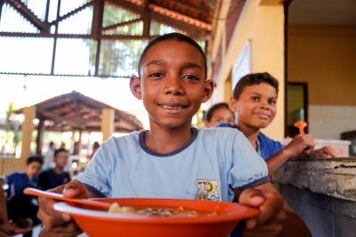 Agricultura familiar gera renda e garante qualidade na merenda escolar