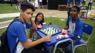 Escolas municipais participam da V Semana da Criança e do Adolescente
