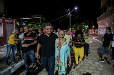 Vila da Barca ganha quadra de vôlei reformada e obras de pavimentação