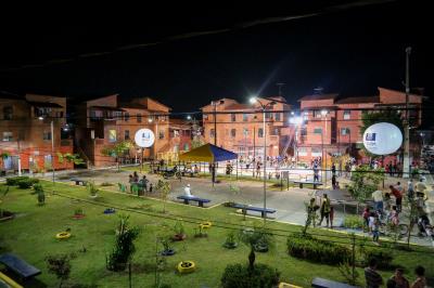Vila da Barca ganha quadra de vôlei reformada e obras de pavimentação