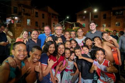Vila da Barca ganha quadra de vôlei reformada e obras de pavimentação