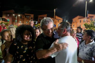 Vila da Barca ganha quadra de vôlei reformada e obras de pavimentação