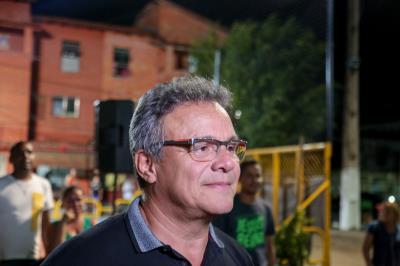 Vila da Barca ganha quadra de vôlei reformada e obras de pavimentação