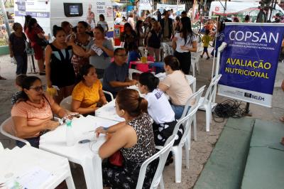 Diálogo com a comunidade marca a abertura do Prefeitura no Bairro, na Terra Firme