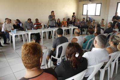 Diálogo com a comunidade marca a abertura do Prefeitura no Bairro, na Terra Firme