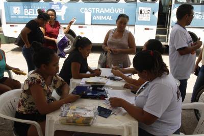 Diálogo com a comunidade marca a abertura do Prefeitura no Bairro, na Terra Firme