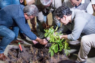 Prefeitura de Belém entrega praça Camilo Viana revitalizada 