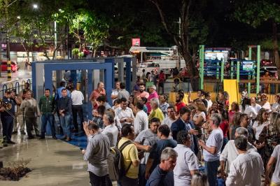 Prefeitura de Belém entrega praça Camilo Viana revitalizada 