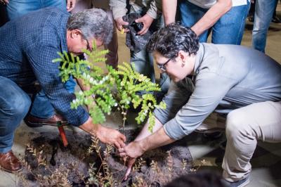 Prefeitura de Belém entrega praça Camilo Viana revitalizada 