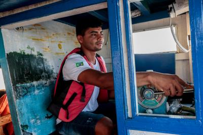 Barcos escolares municipais revolucionam o ensino nas ilhas de Belém