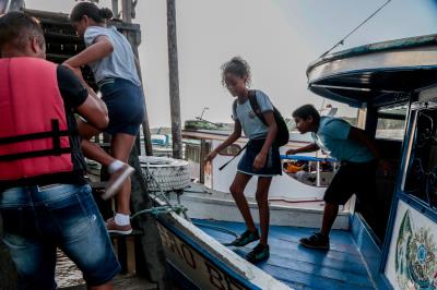 Barcos escolares municipais revolucionam o ensino nas ilhas de Belém