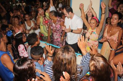 Show e corte de bolo encerram programação do aniversário de Cotijuba